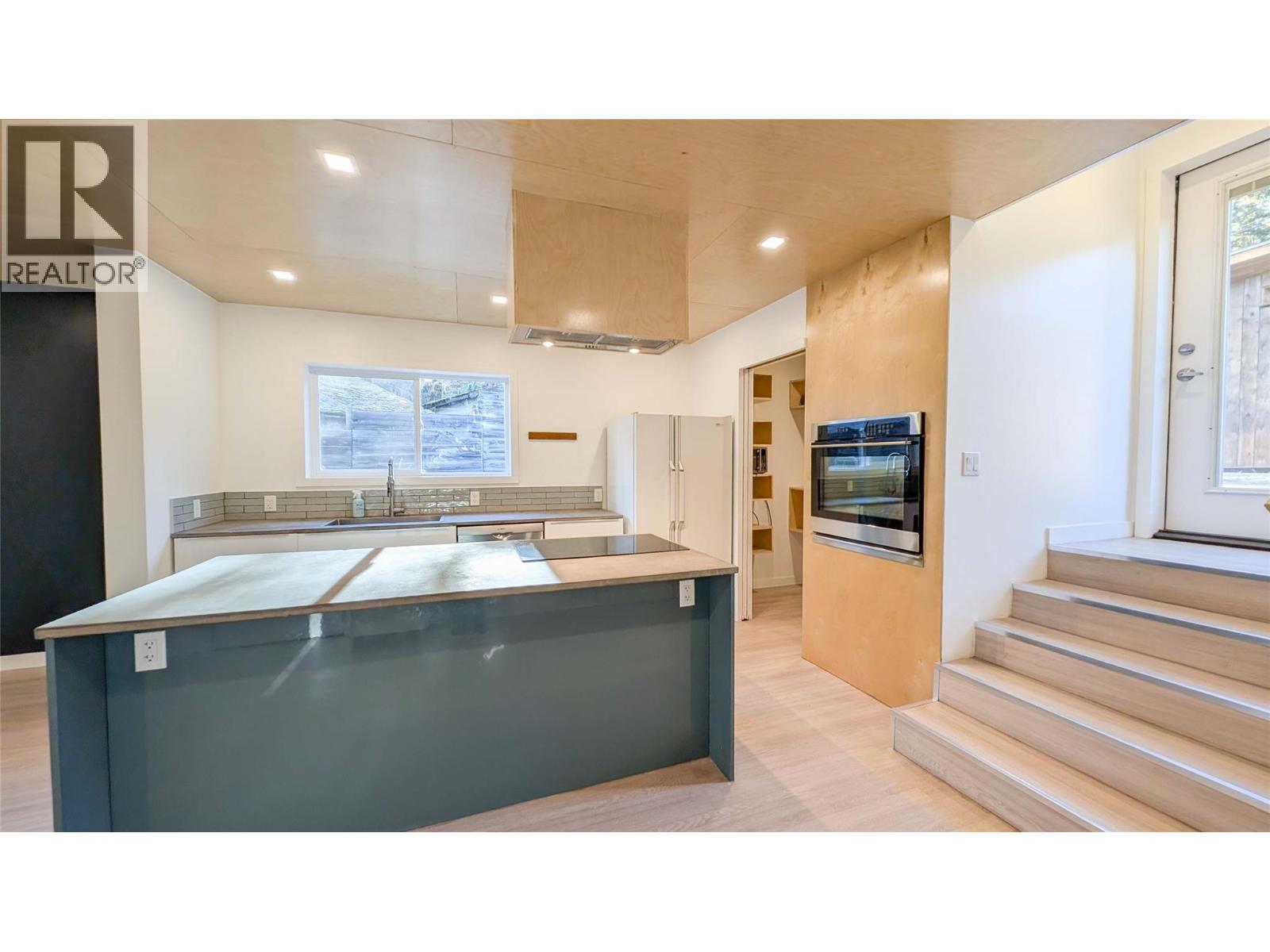 291/293 KIMBROOK Crescent, Kimberley