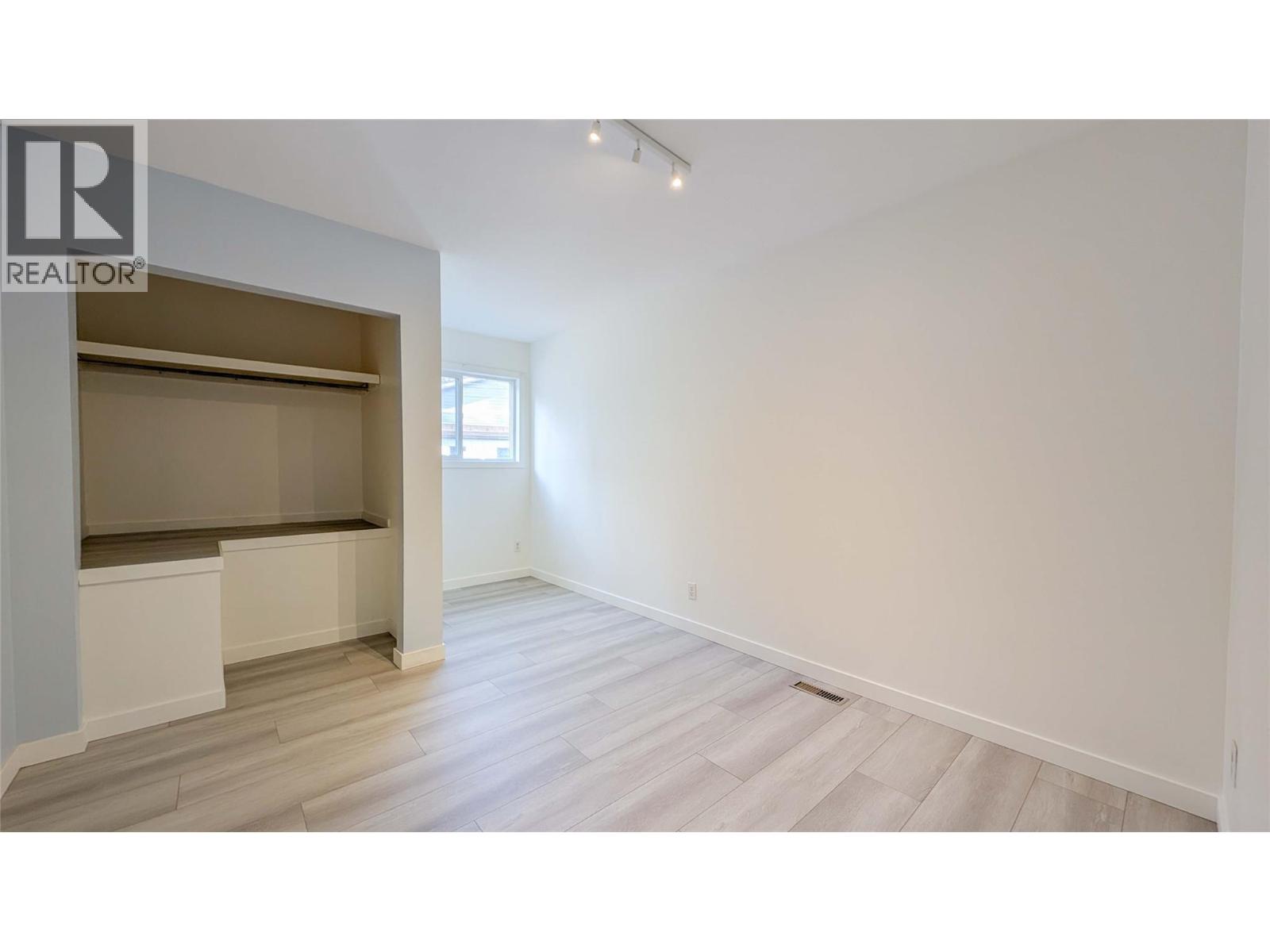 291/293 KIMBROOK Crescent, Kimberley