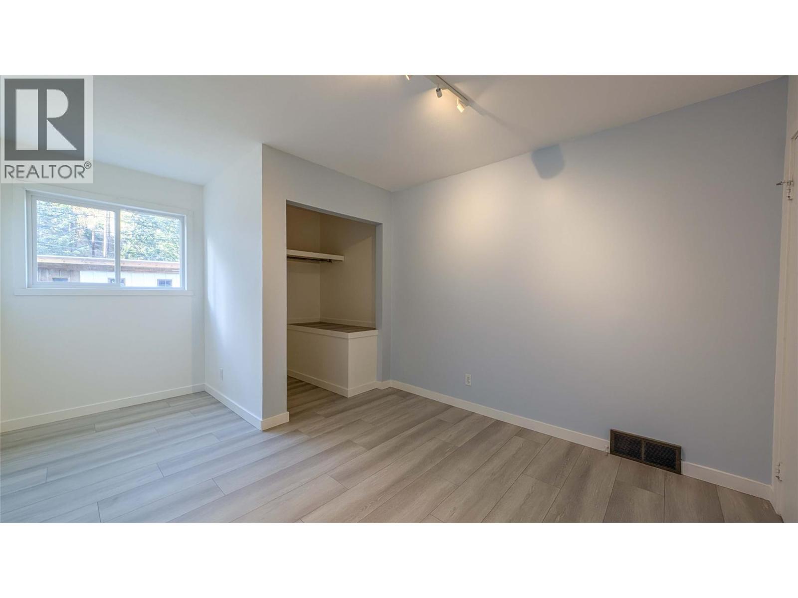 291/293 KIMBROOK Crescent, Kimberley