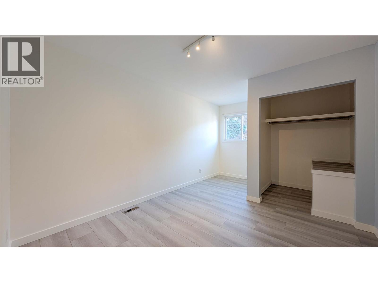 291/293 KIMBROOK Crescent, Kimberley