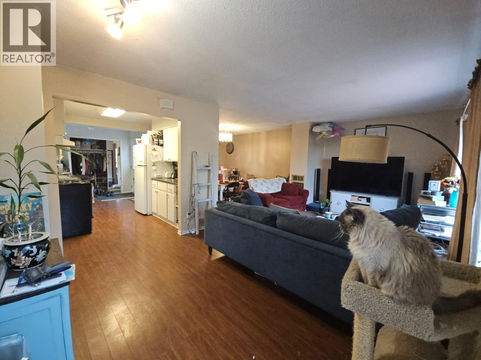 6327 WILDMARE SUB, Chetwynd