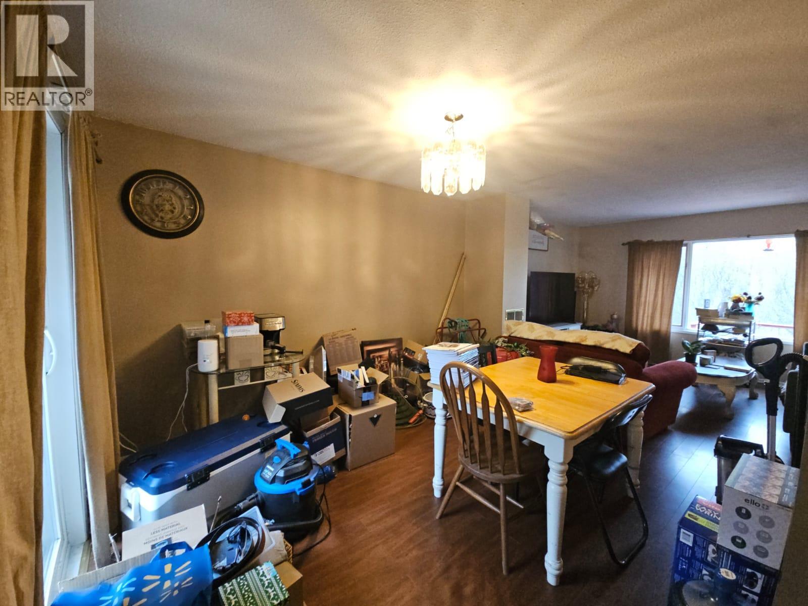 6327 WILDMARE SUB, Chetwynd