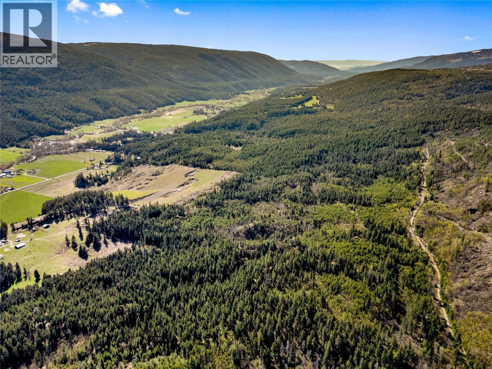  3221 Edes Road, Salmon Arm