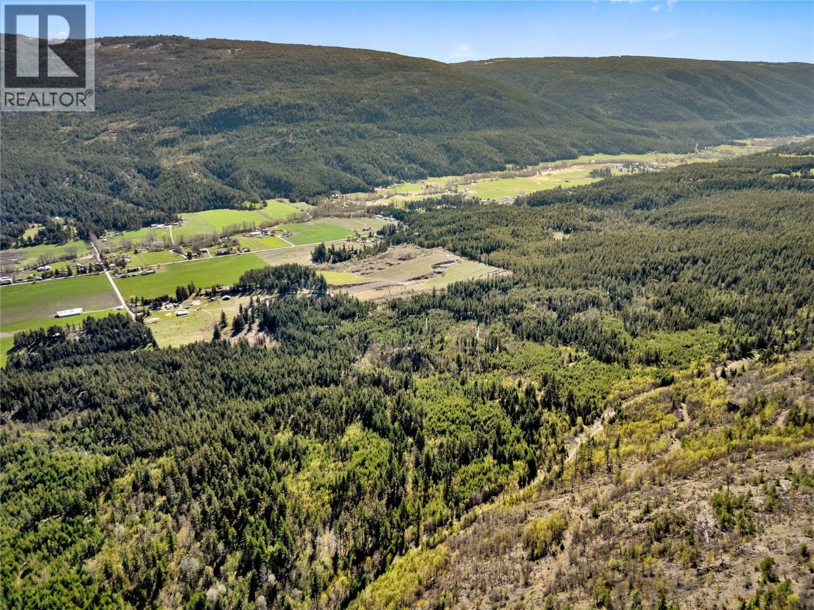  3221 Edes Road, Salmon Arm