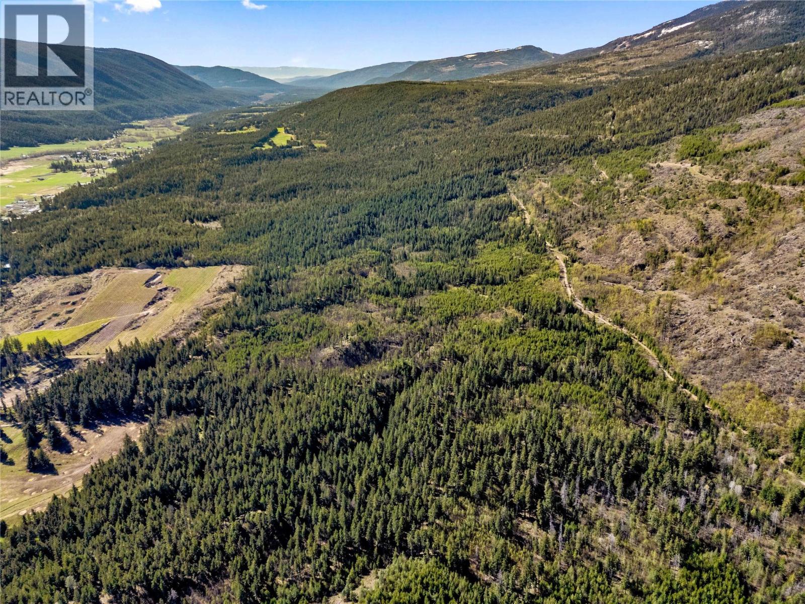  3221 Edes Road, Salmon Arm