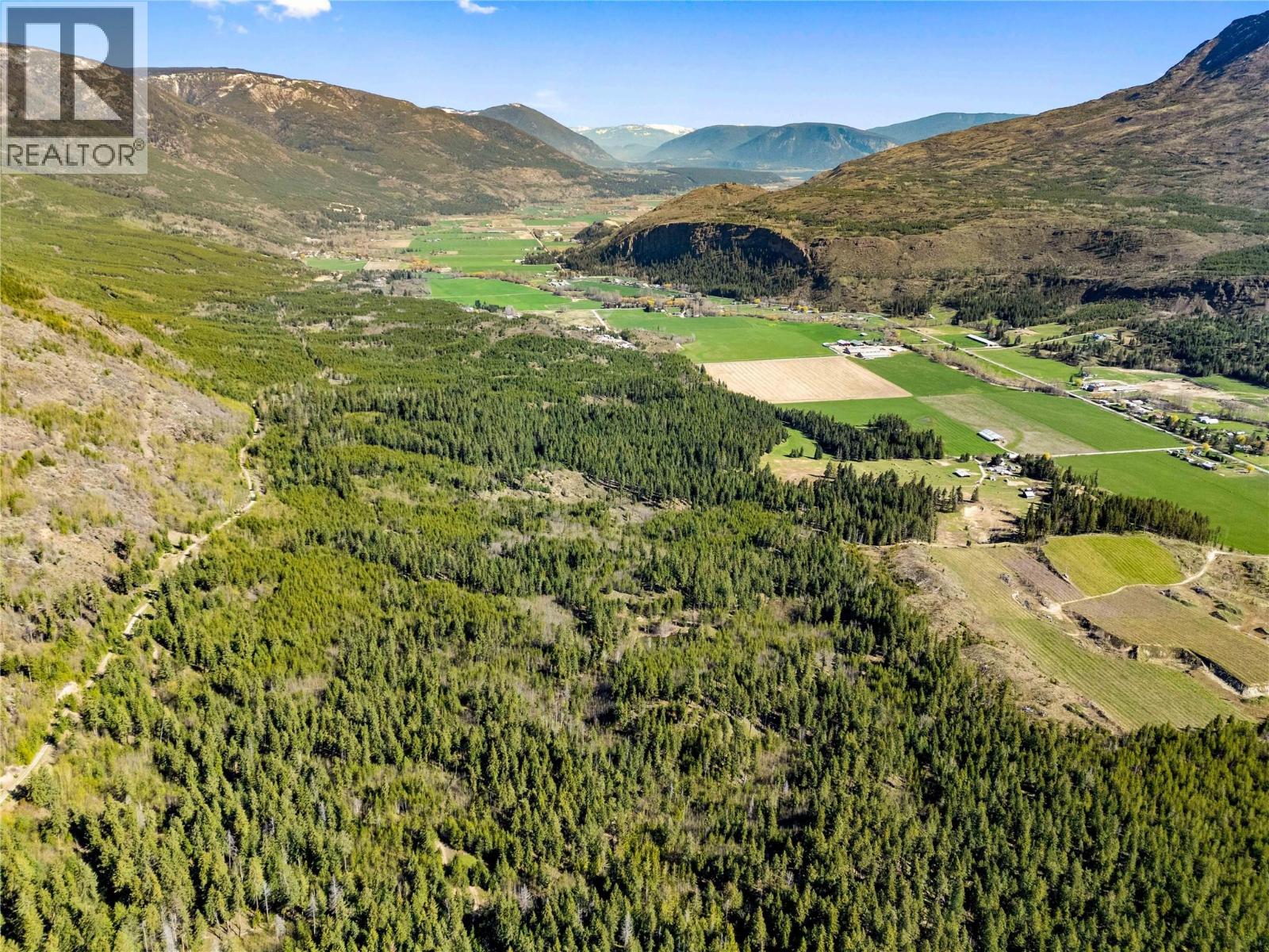  3221 Edes Road, Salmon Arm