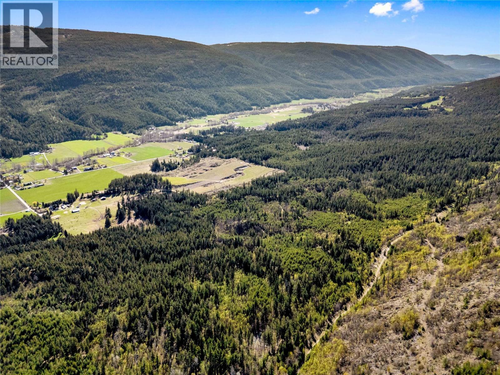  3221 Edes Road, Salmon Arm