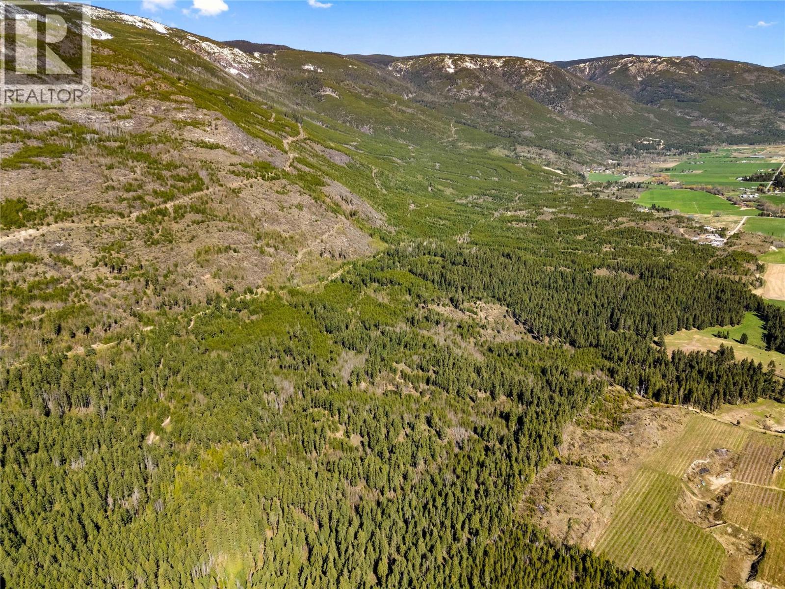  3221 Edes Road, Salmon Arm