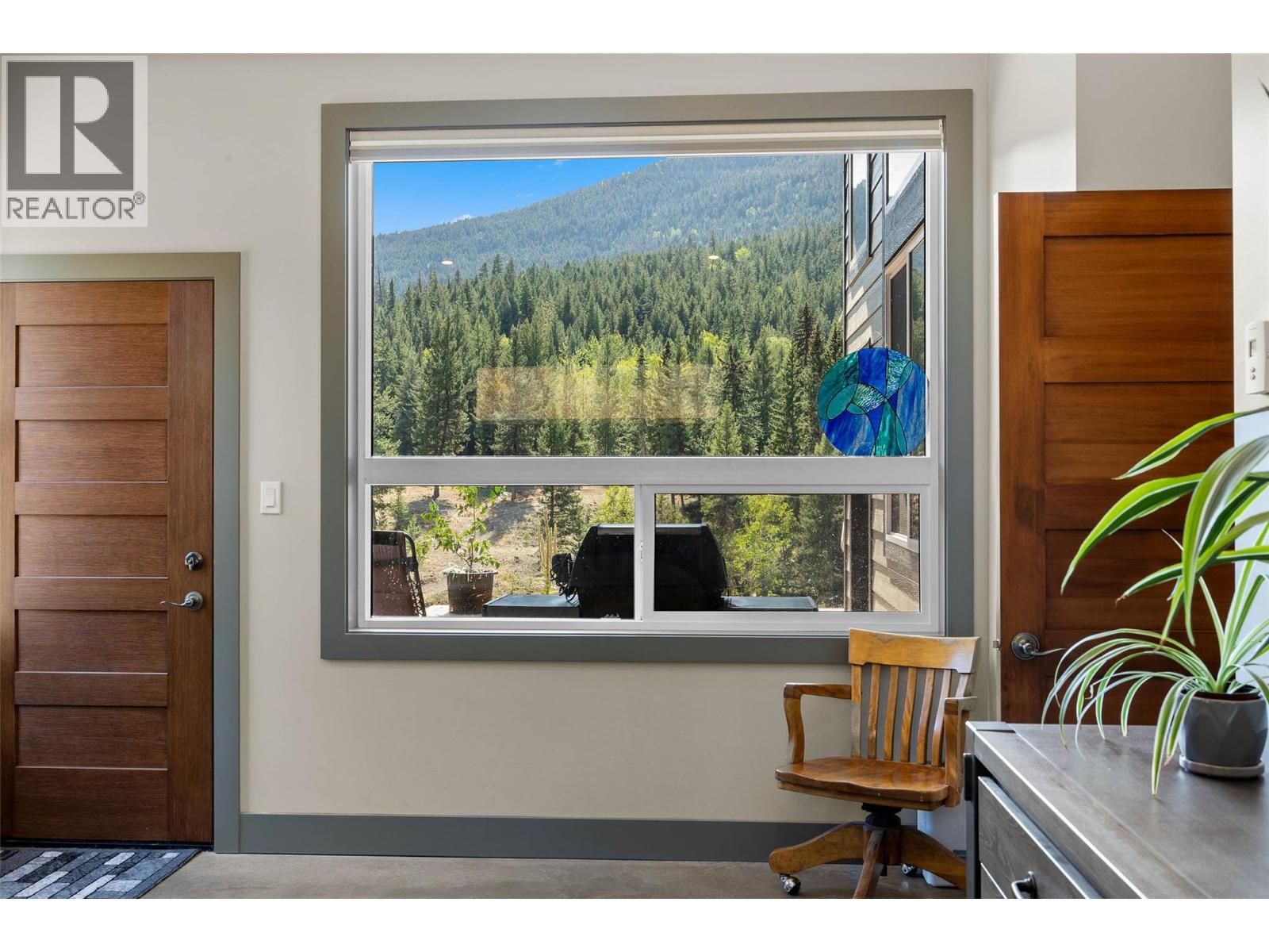 10076 Tranquille-Criss Creek Road, Kamloops