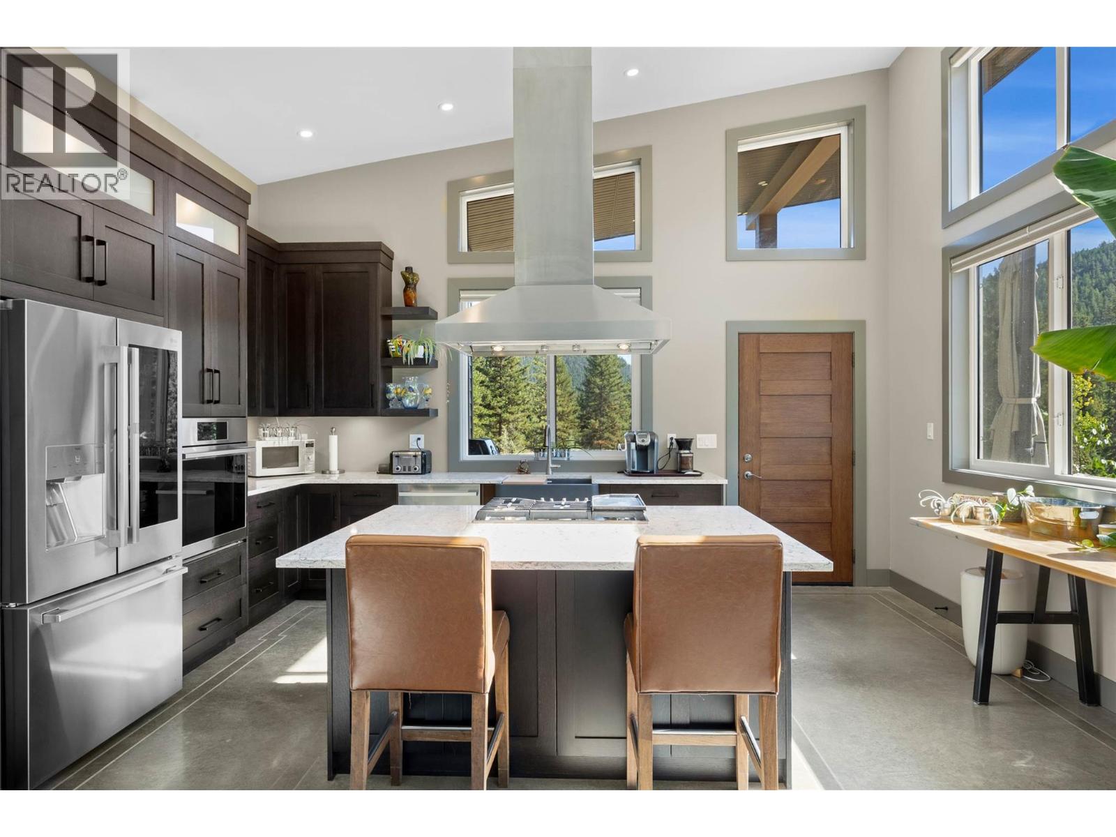 10076 Tranquille-Criss Creek Road, Kamloops