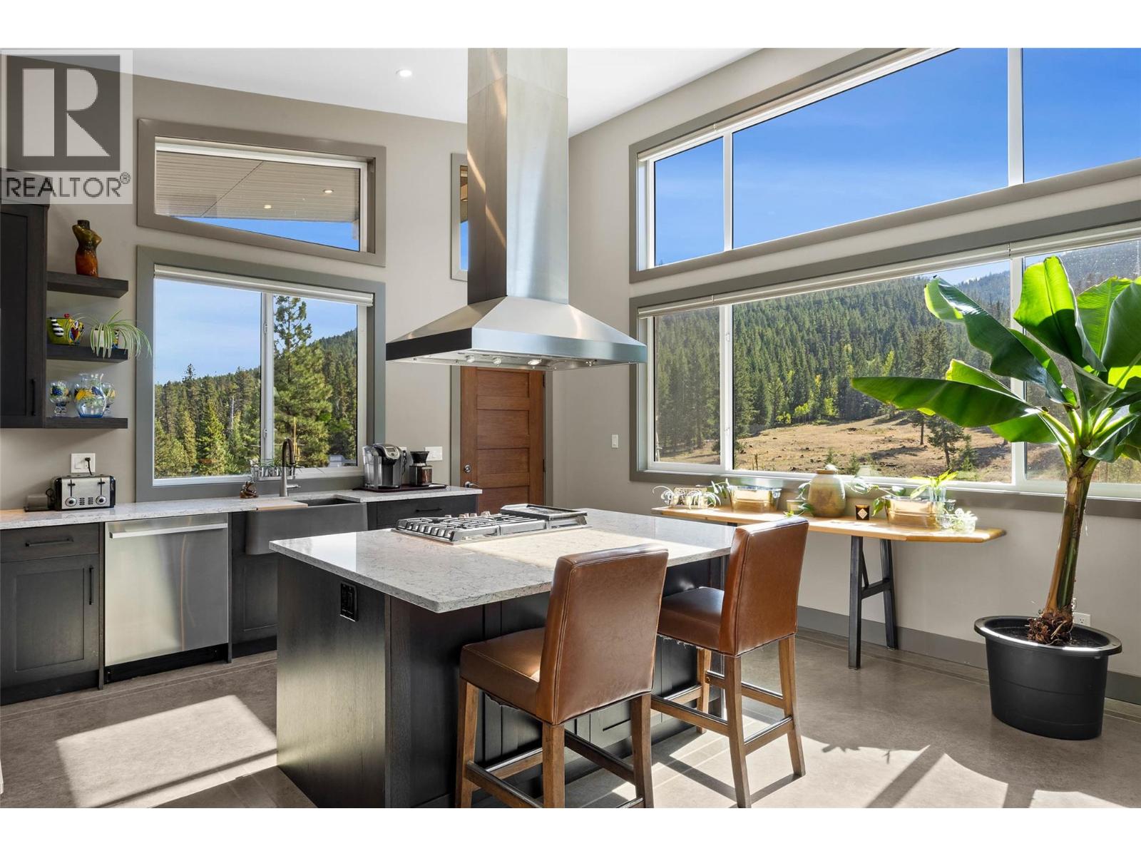 10076 Tranquille-Criss Creek Road, Kamloops