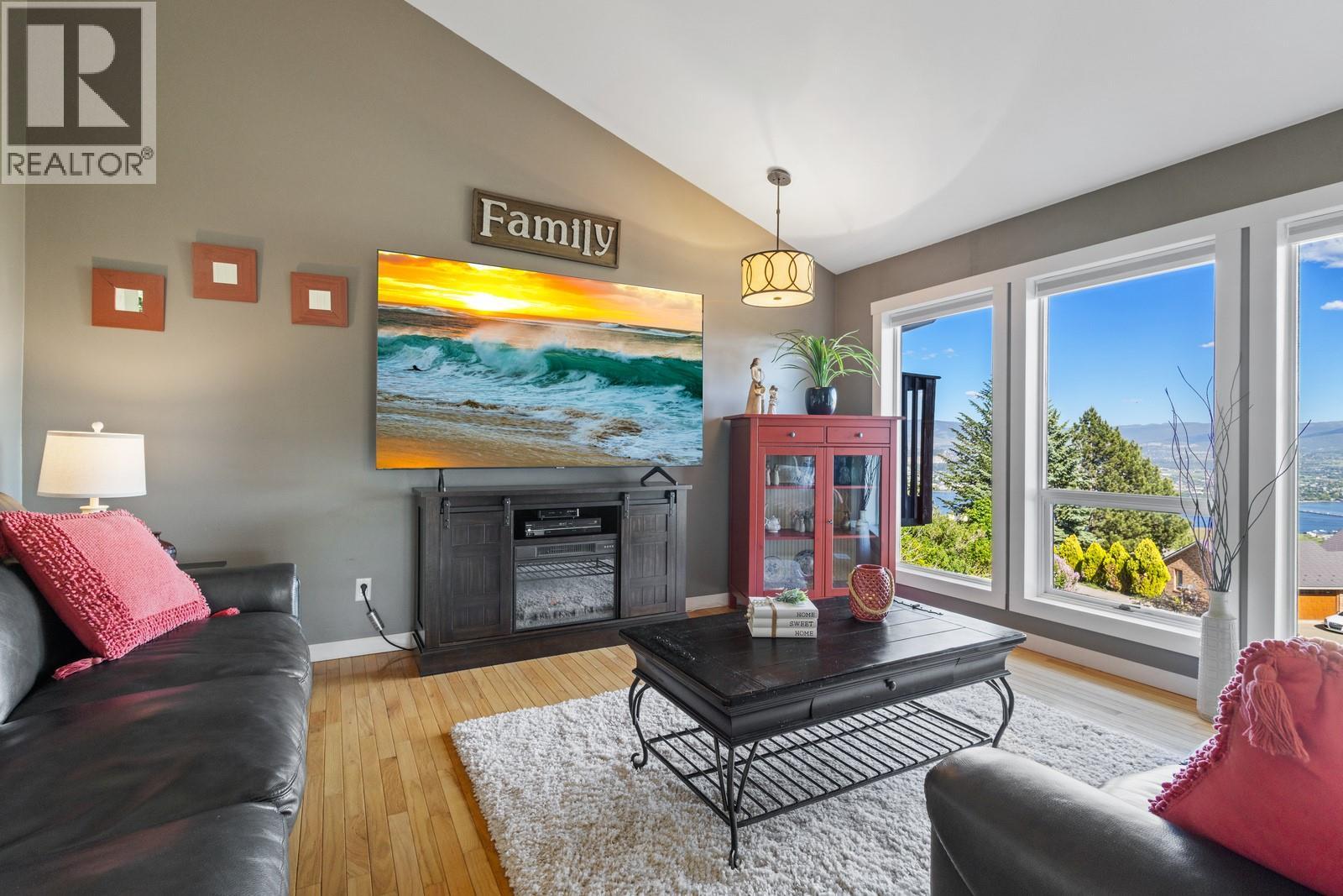  1532 Klein Road, West Kelowna