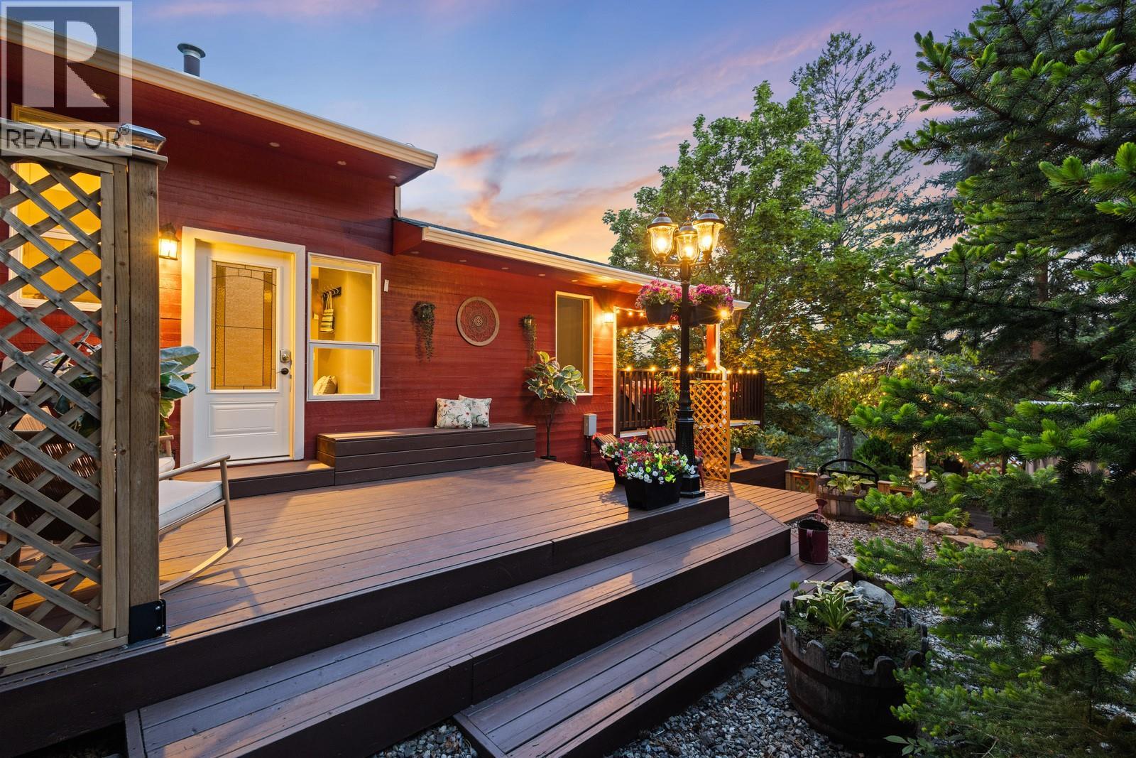  1532 Klein Road, West Kelowna