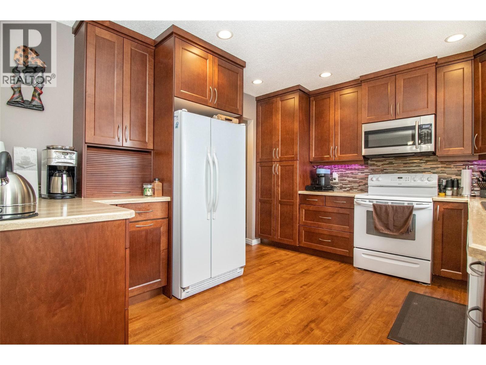  710 Tamarack Drive, Kelowna