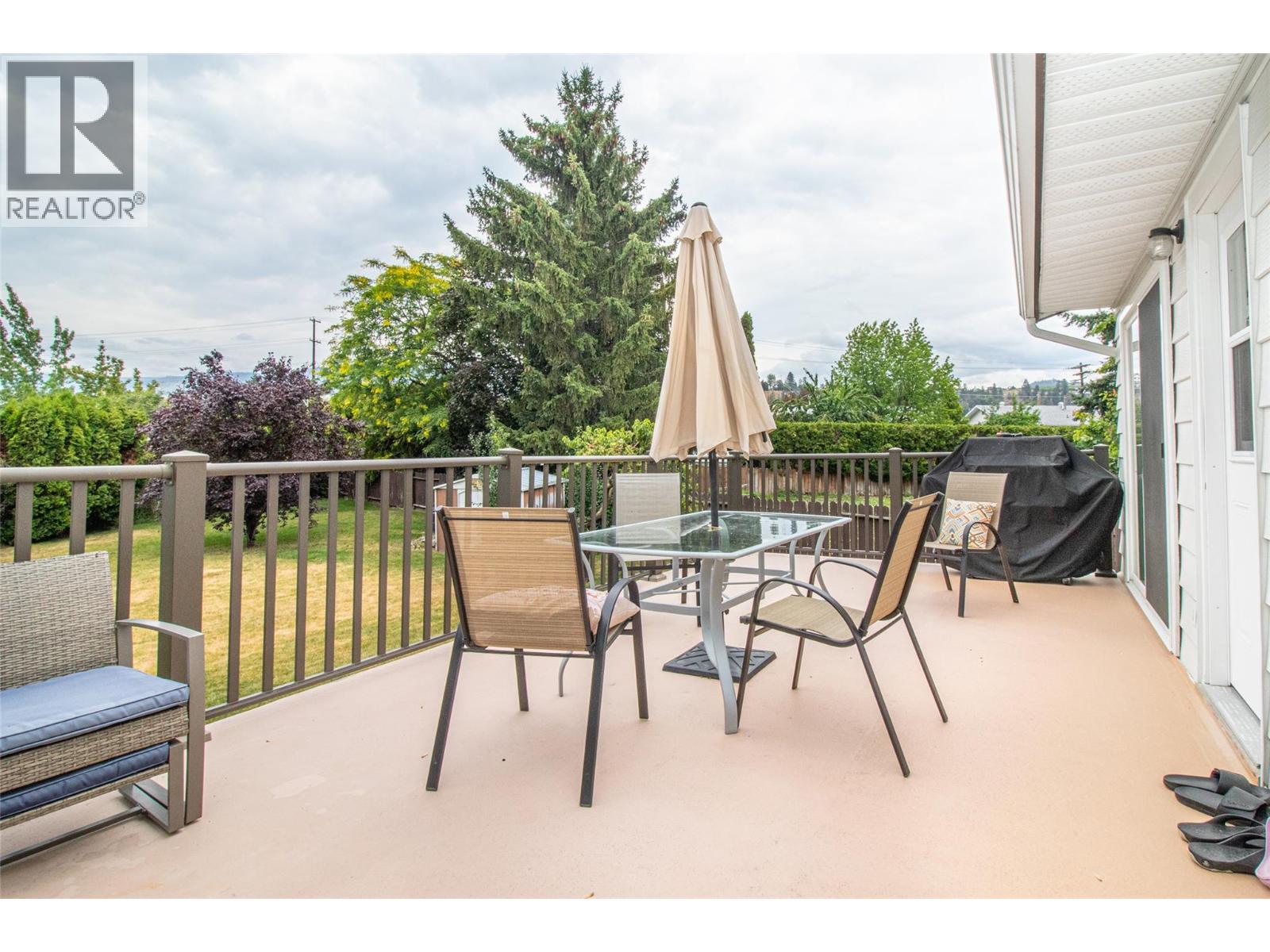  710 Tamarack Drive, Kelowna
