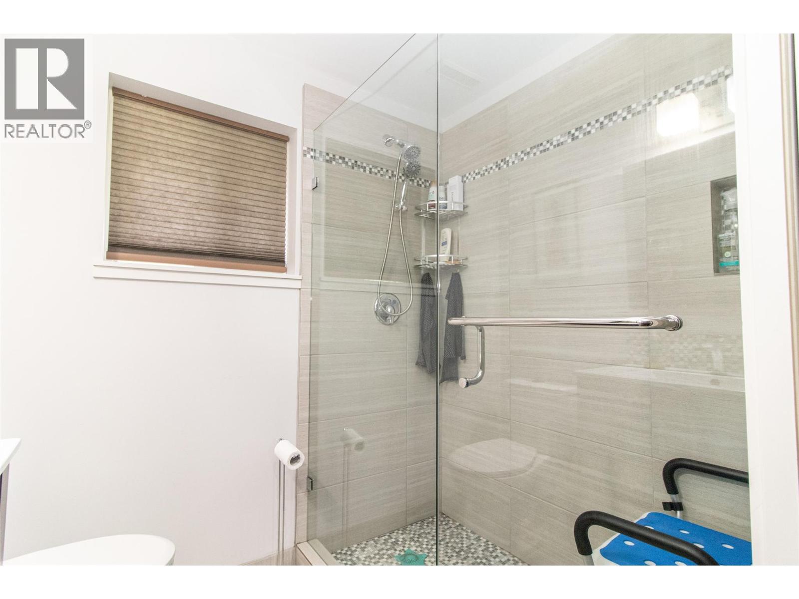  710 Tamarack Drive, Kelowna