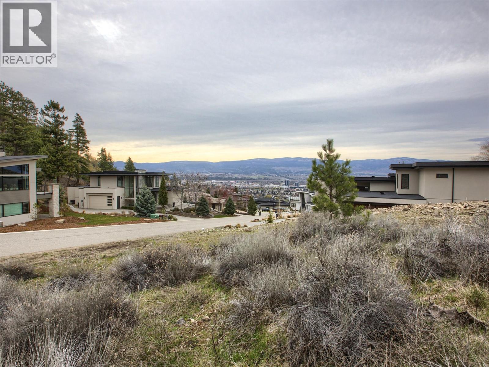  720 Pinehaven Court, Kelowna