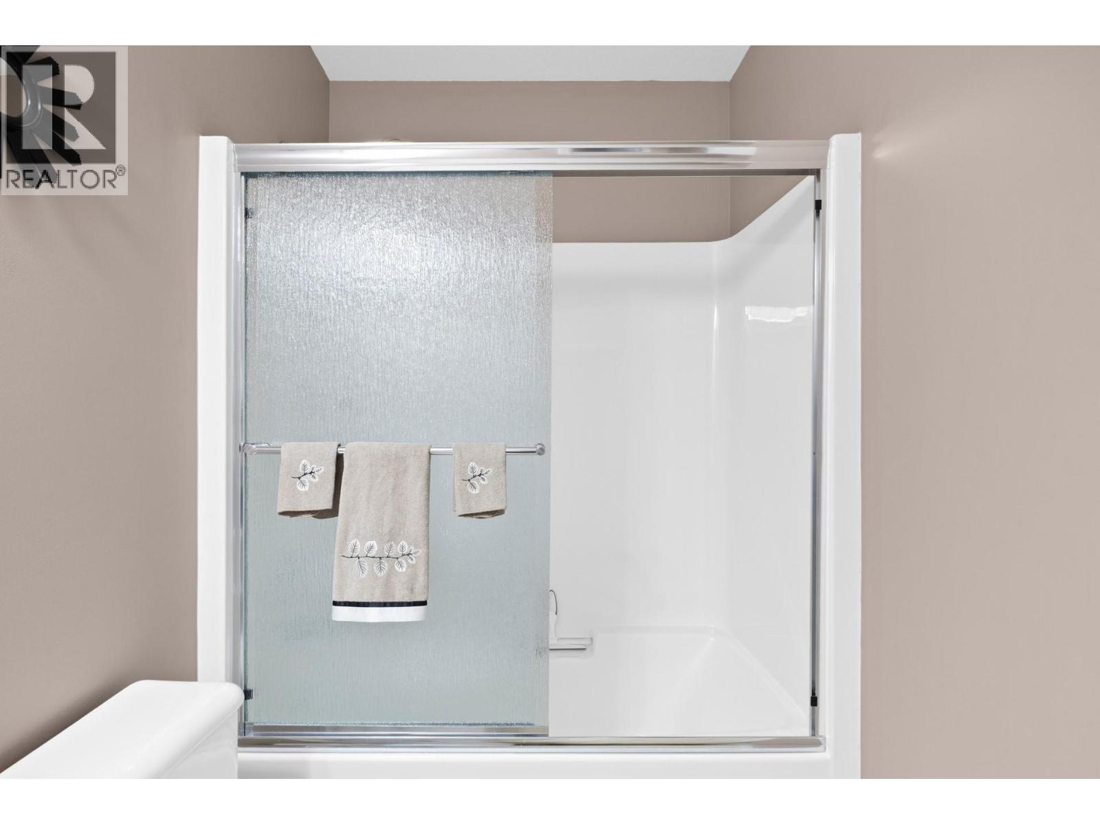 33 535 Glenmeadows Road, Kelowna