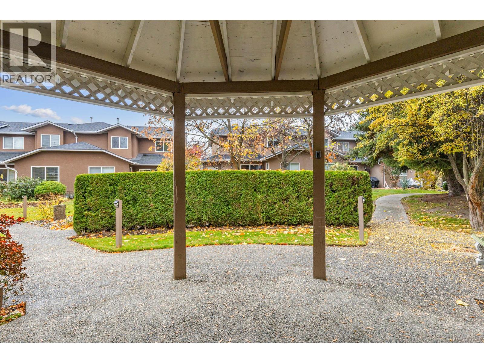 33 535 Glenmeadows Road, Kelowna