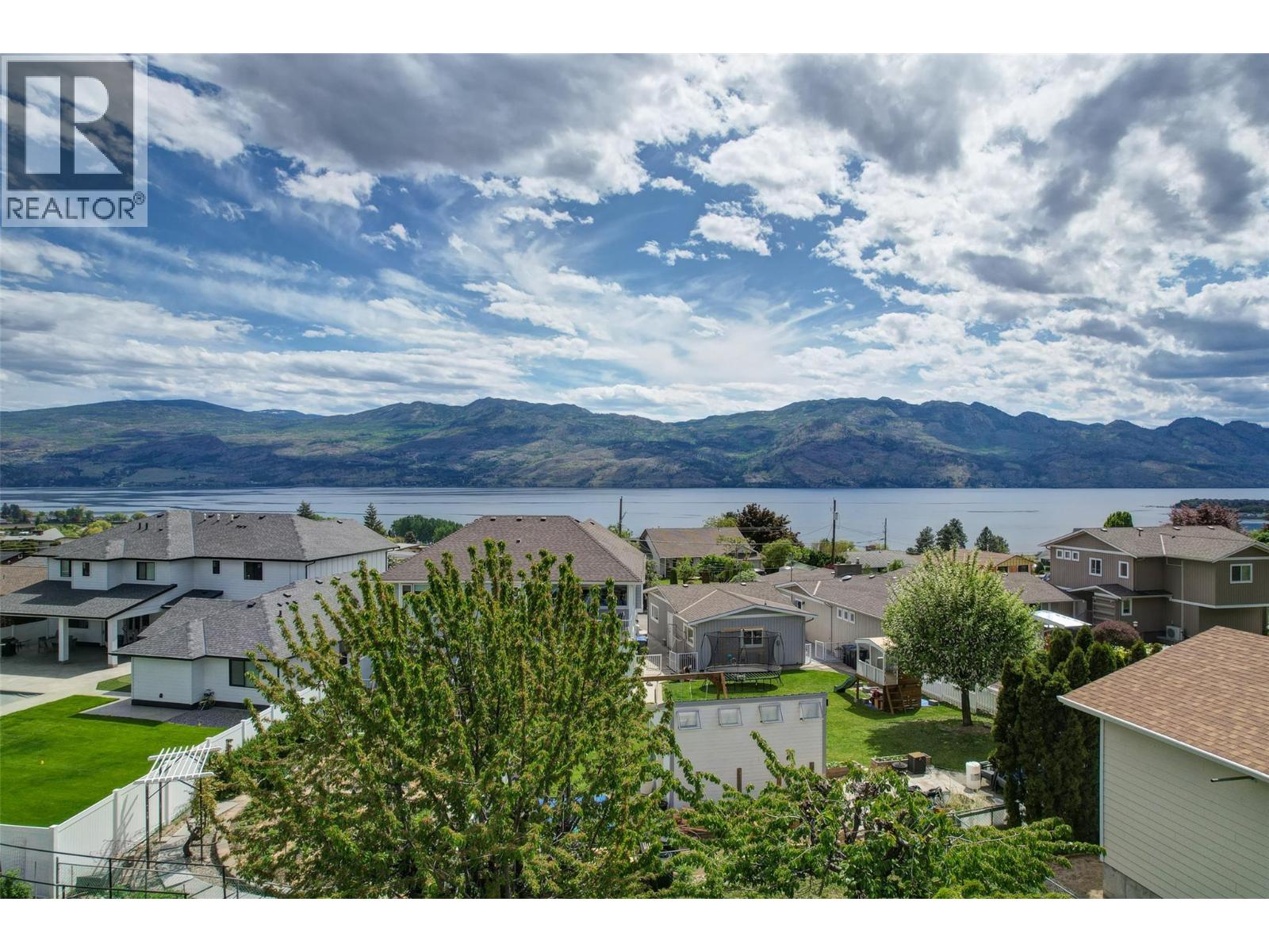  2169 Peters Road, West Kelowna