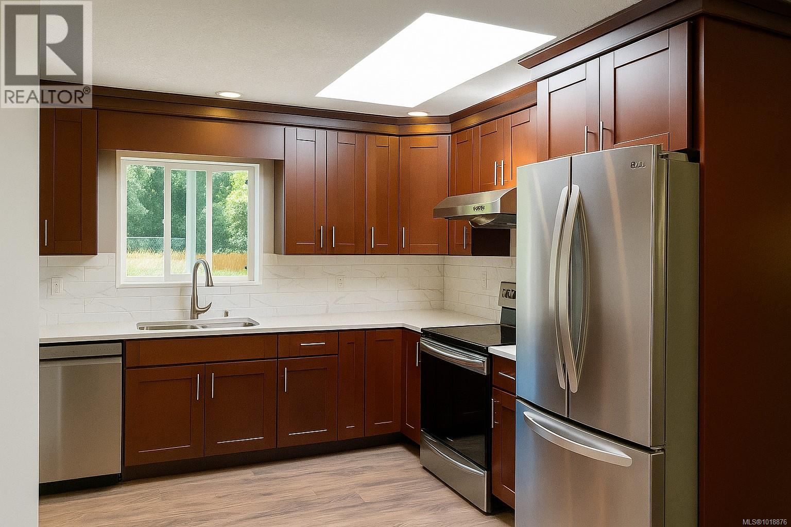 2303 Jingle pot Rd, Nanaimo