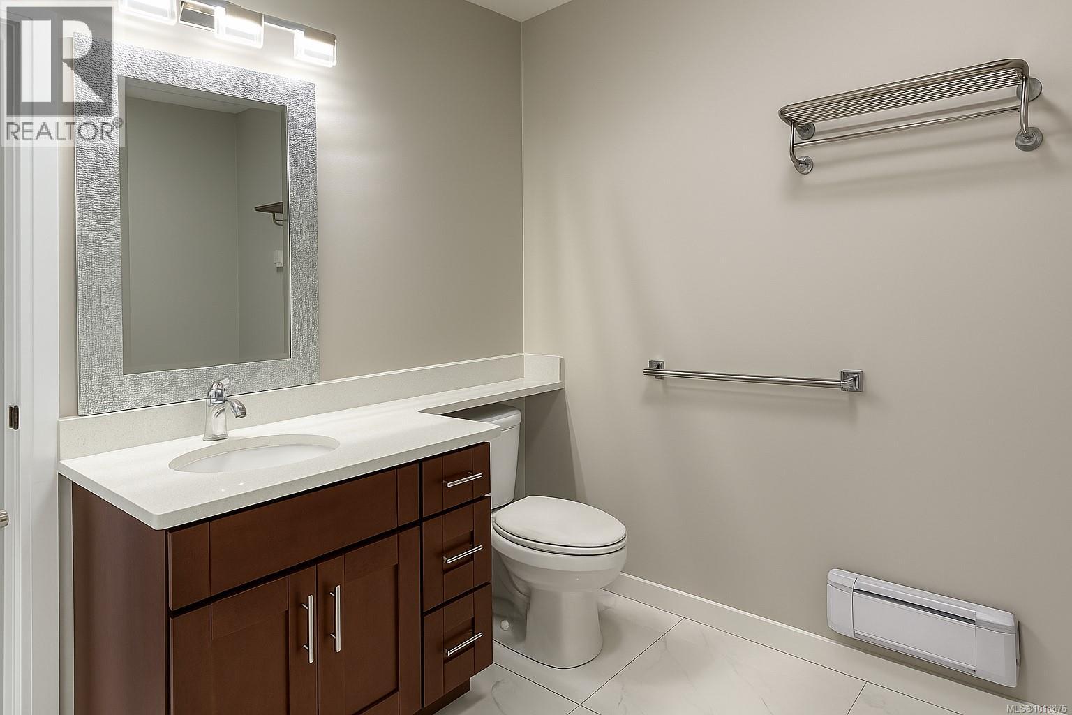 2303 Jingle pot Rd, Nanaimo