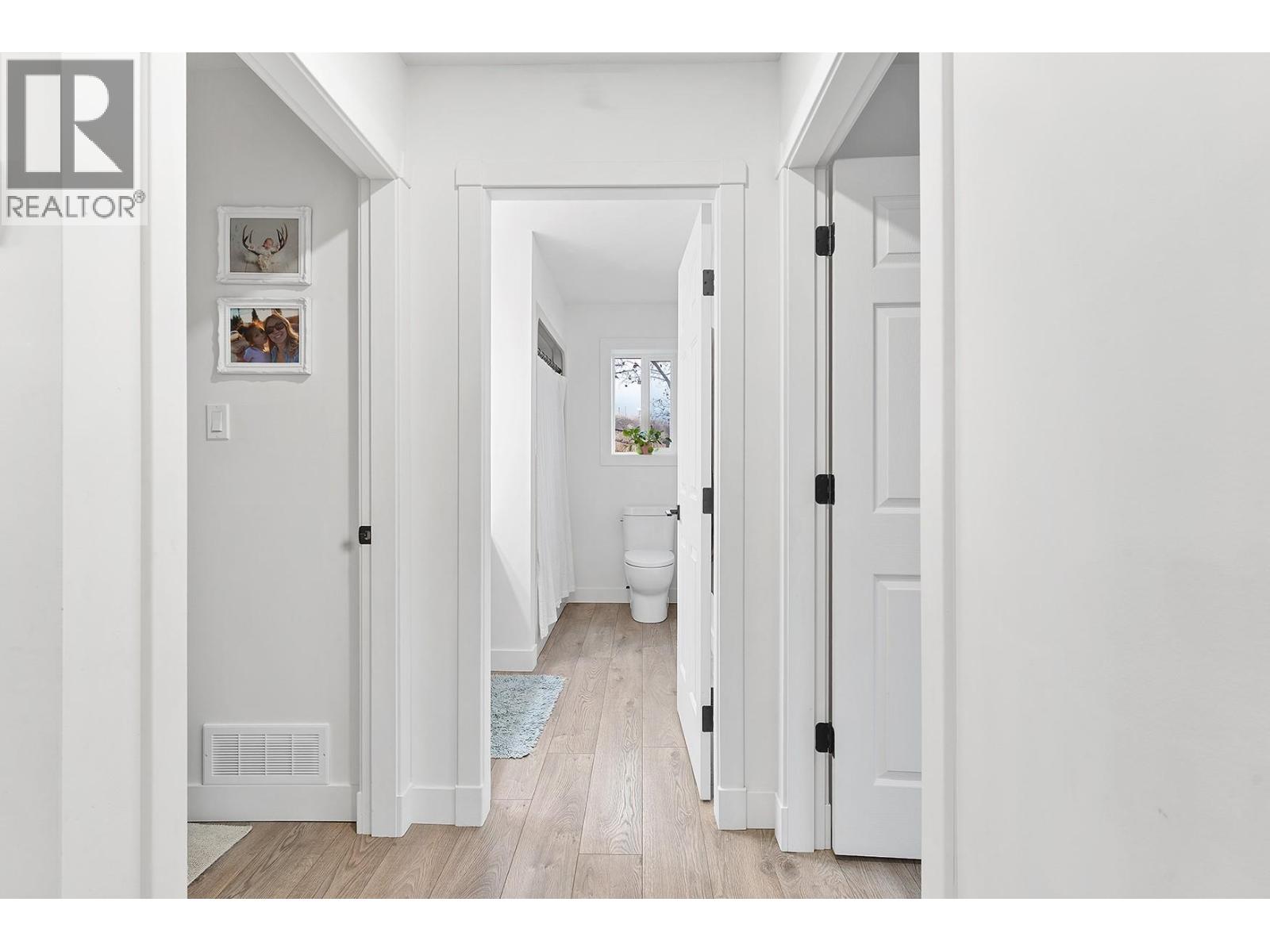  5633 Day Road, Vernon