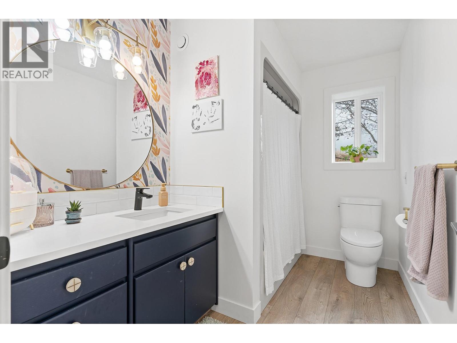  5633 Day Road, Vernon