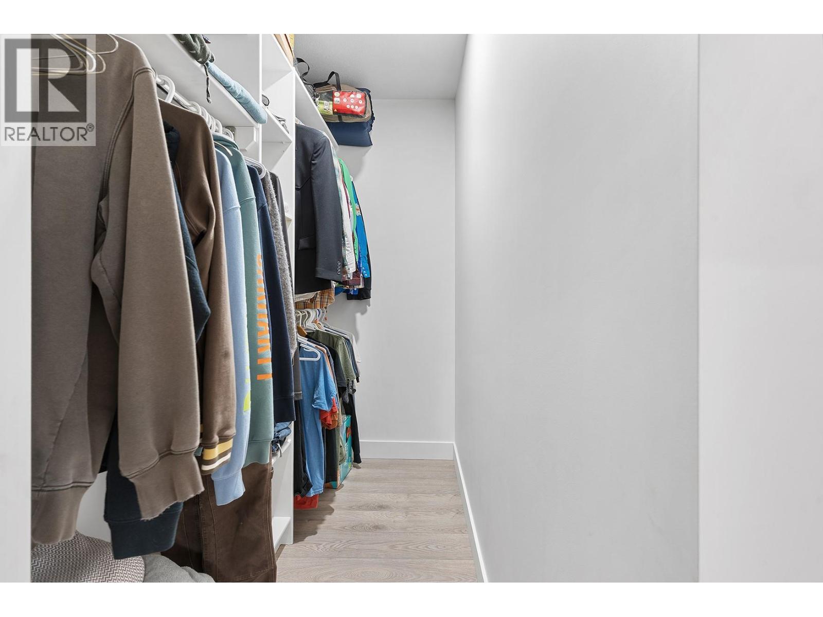  5633 Day Road, Vernon