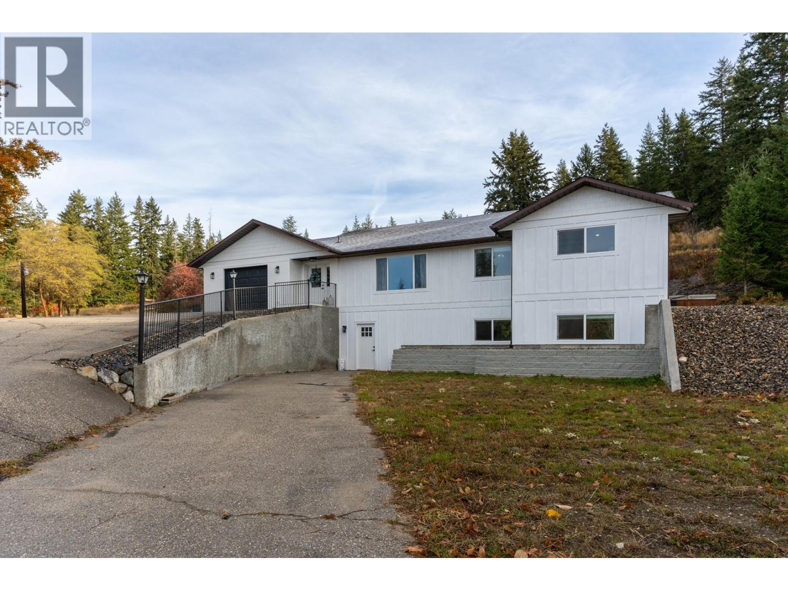  5633 Day Road, Vernon