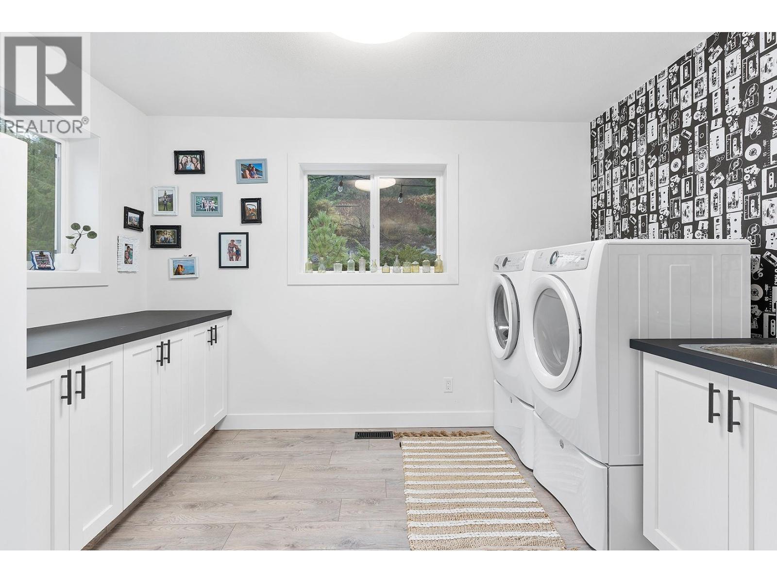  5633 Day Road, Vernon