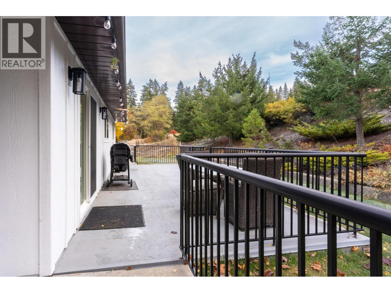  5633 Day Road, Vernon