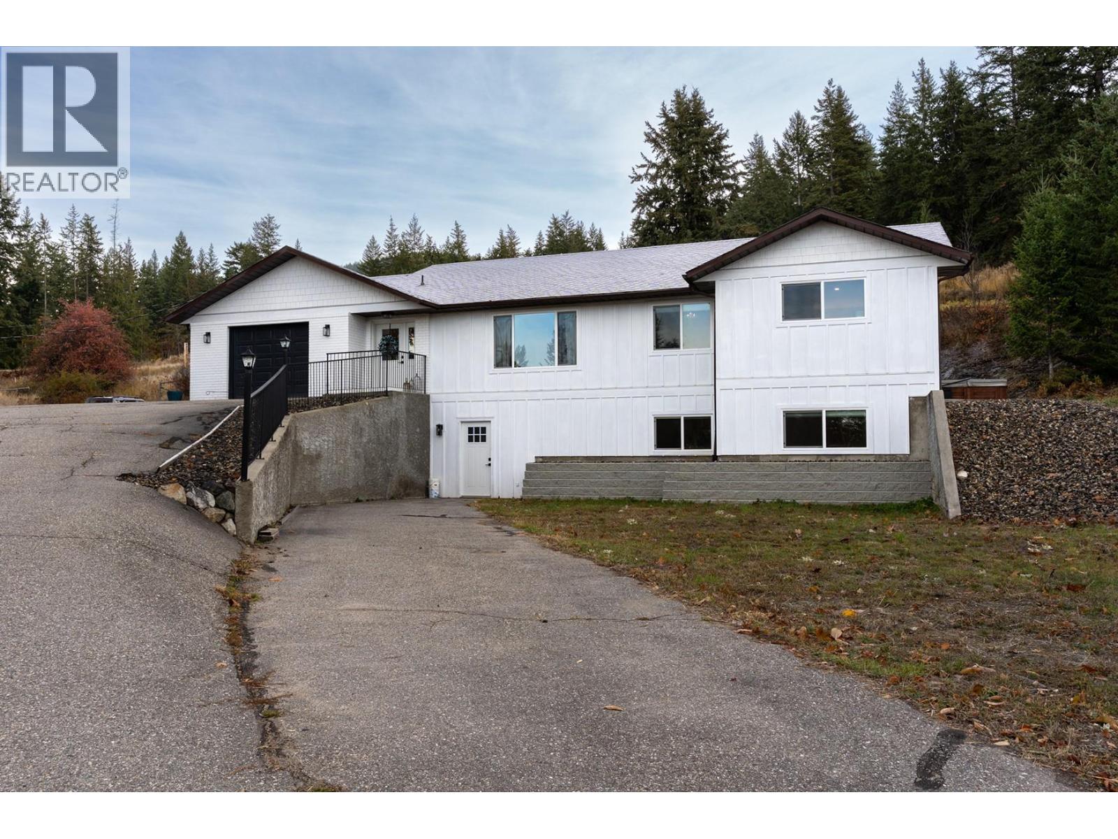  5633 Day Road, Vernon