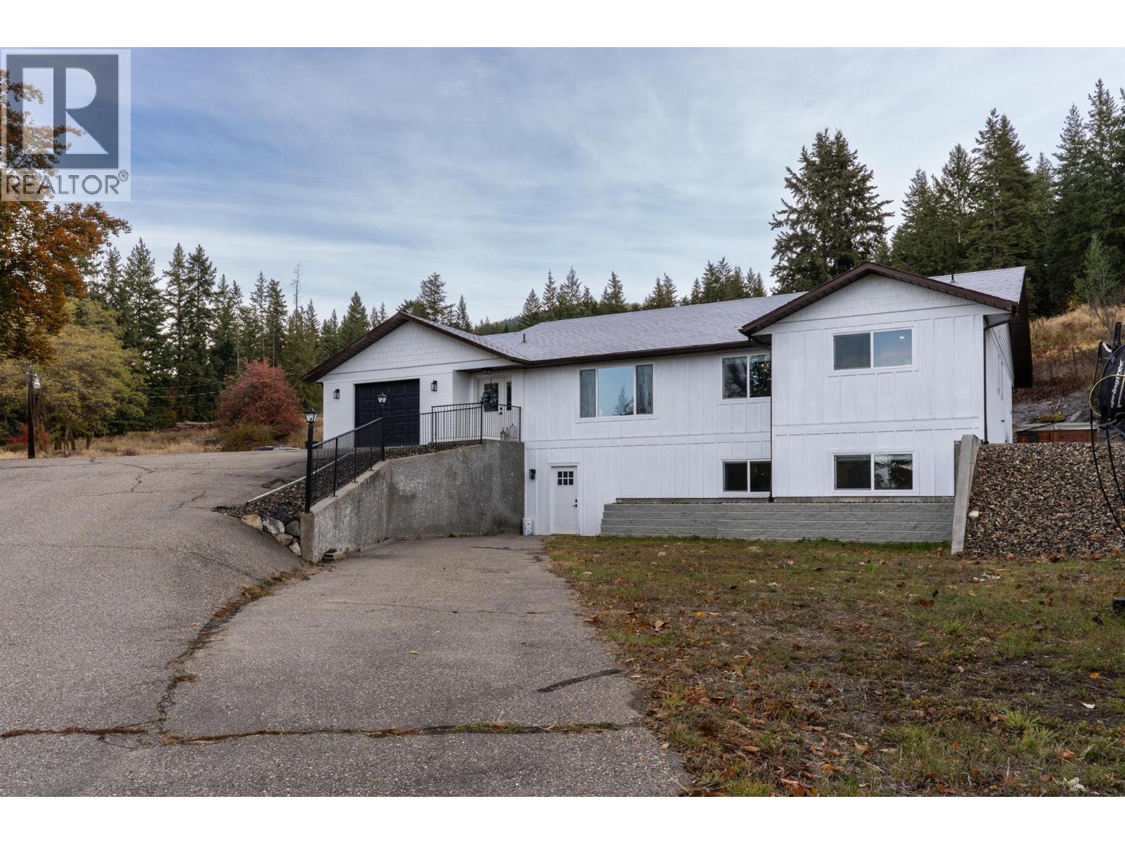  5633 Day Road, Vernon