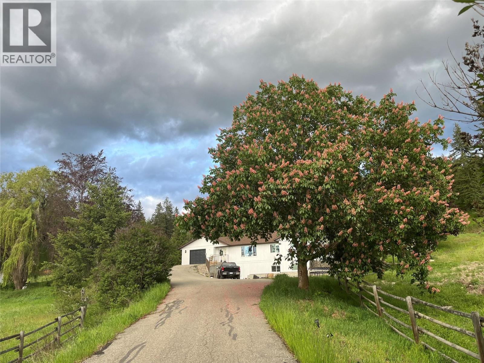  5633 Day Road, Vernon