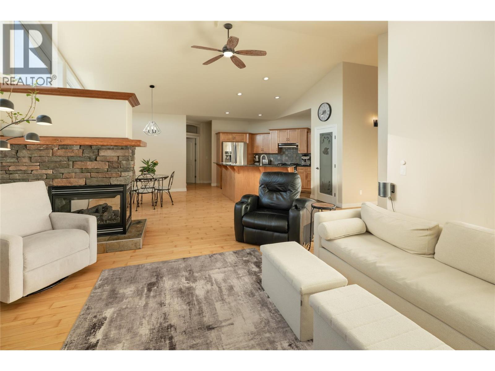  3356 Merlot Court, West Kelowna