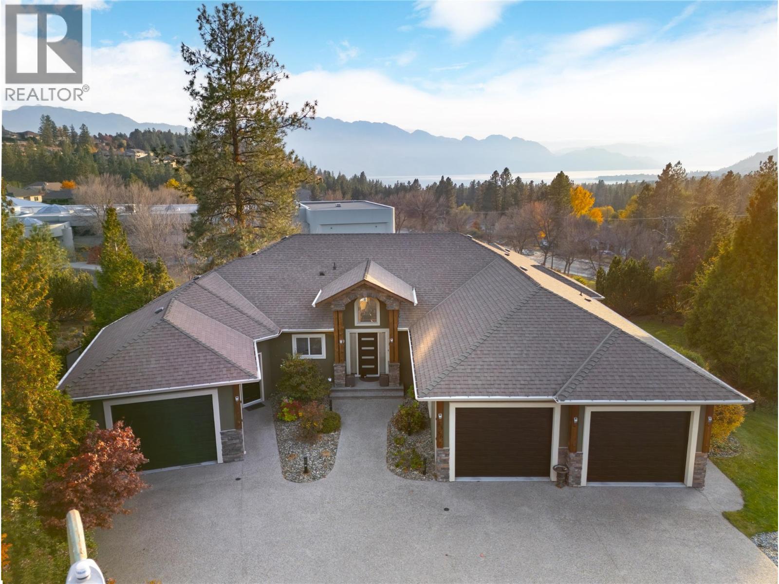  3356 Merlot Court, West Kelowna