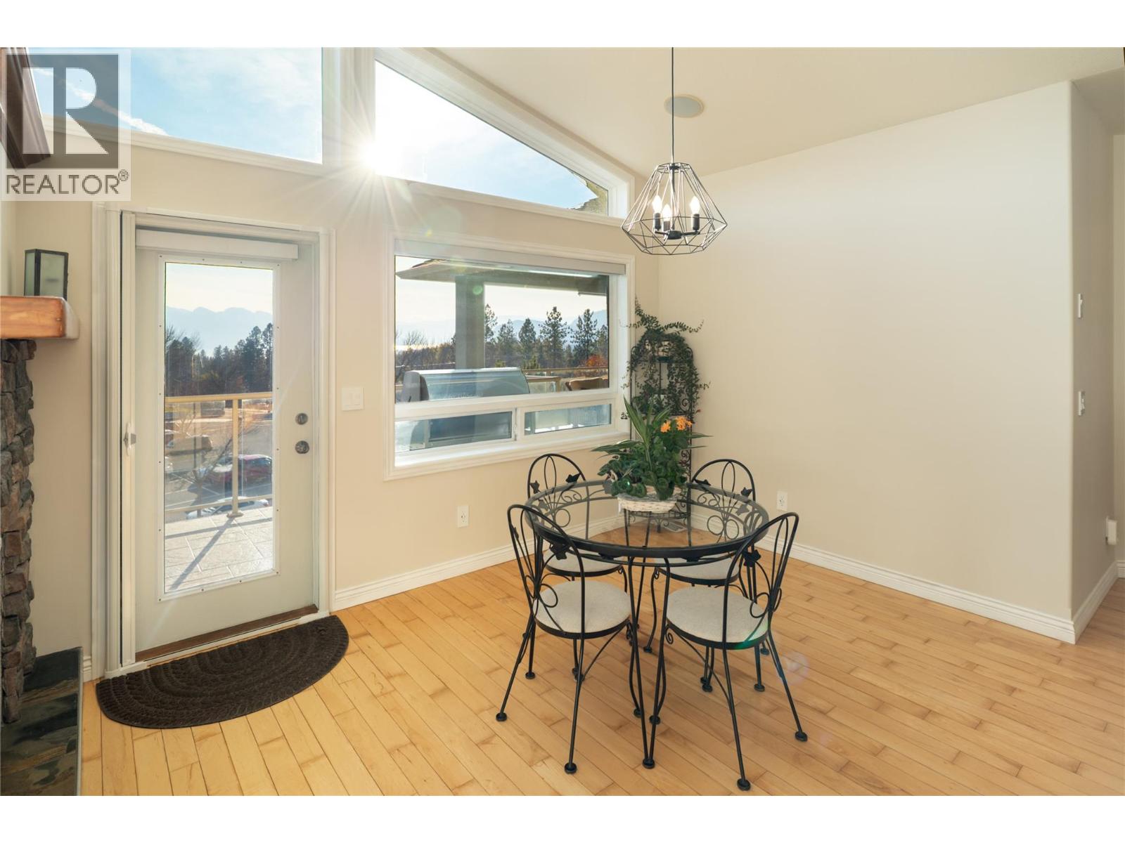  3356 Merlot Court, West Kelowna