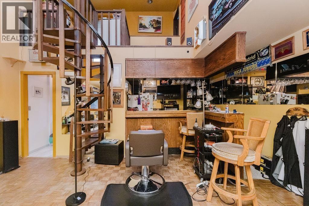 740 HILLCREST ROAD, Gibsons