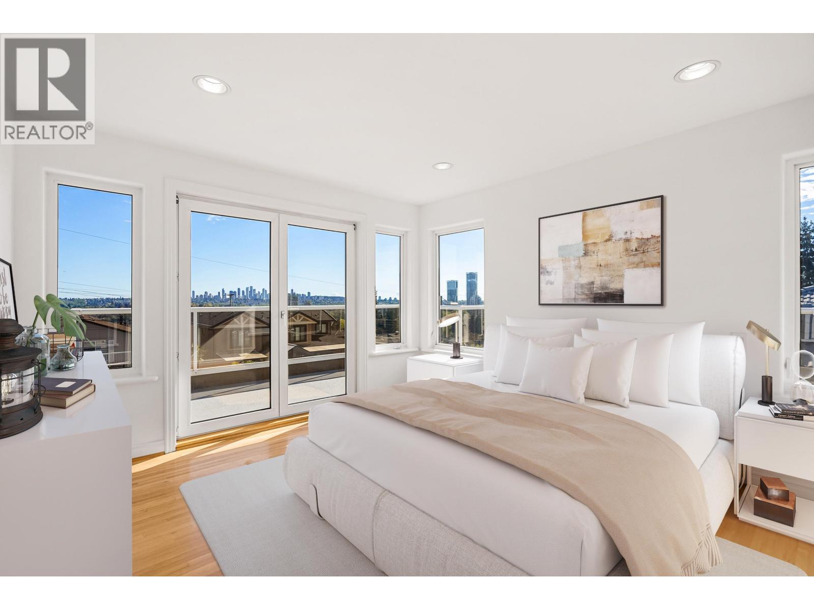 5770 CHARLES STREET, Burnaby