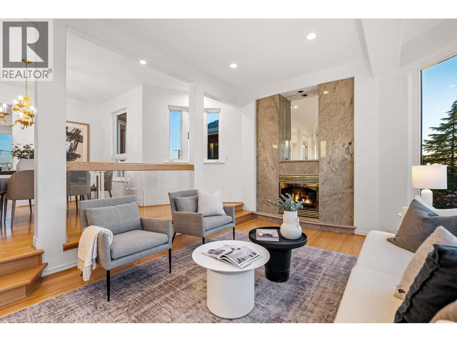 5770 CHARLES STREET, Burnaby