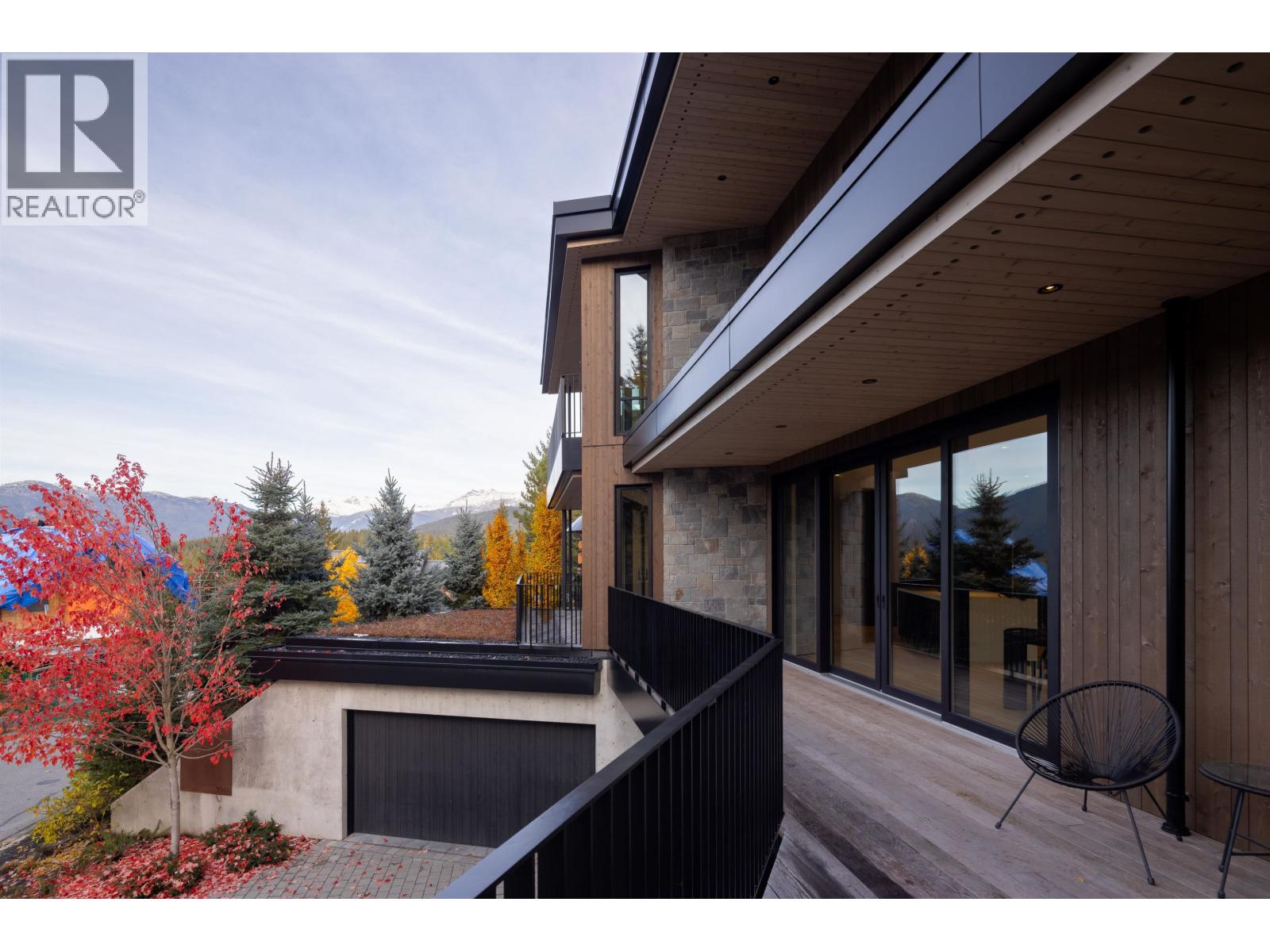 3565 FALCON CRESCENT, Whistler
