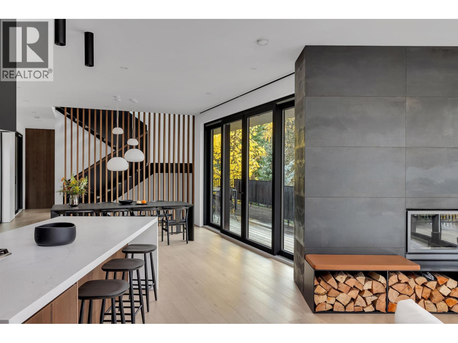 3565 FALCON CRESCENT, Whistler