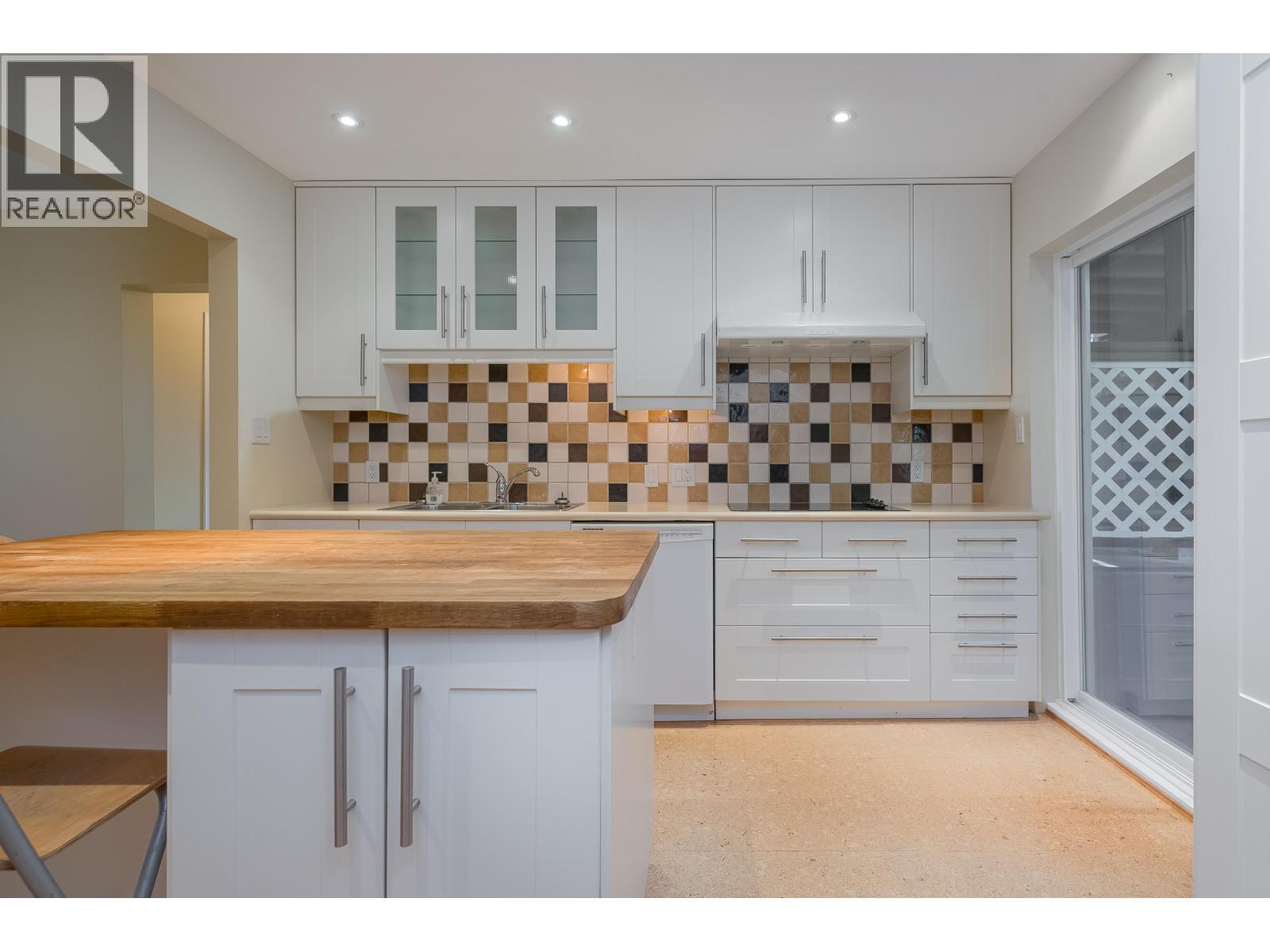 73 WOODLAND Drive, Delta