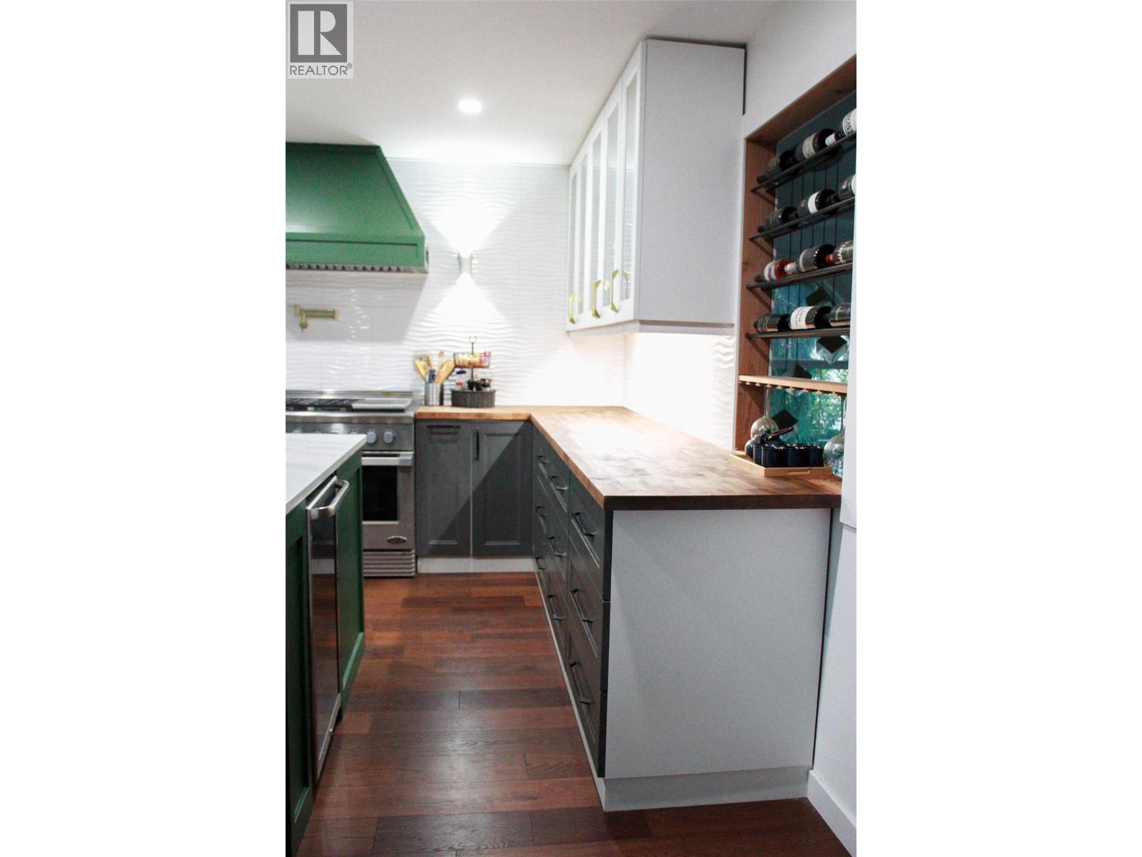  3897 Gallaghers Other, Kelowna