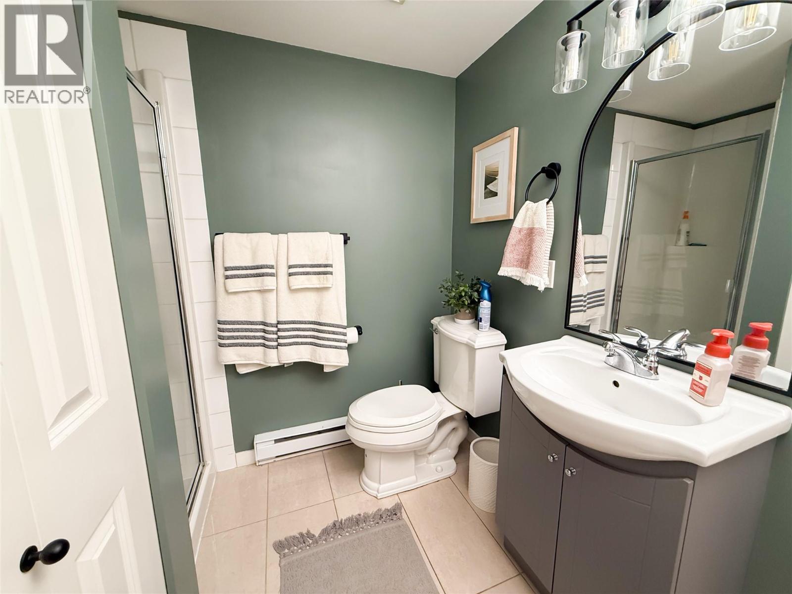 114 533 Yates Road, Kelowna