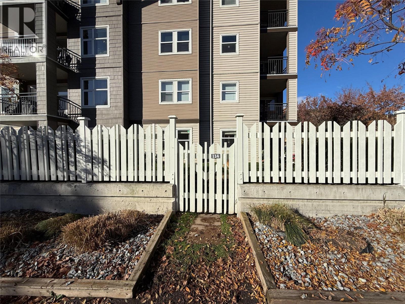 114 533 Yates Road, Kelowna