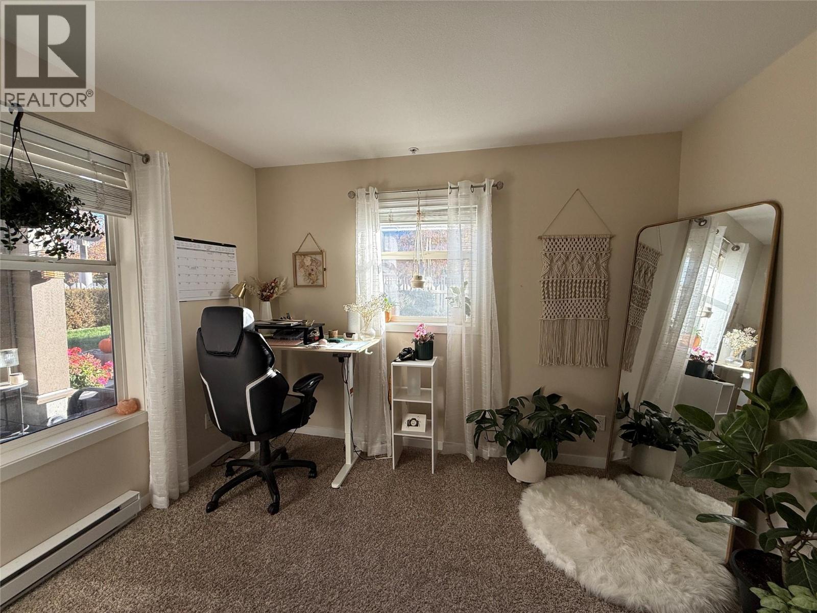 114 533 Yates Road, Kelowna