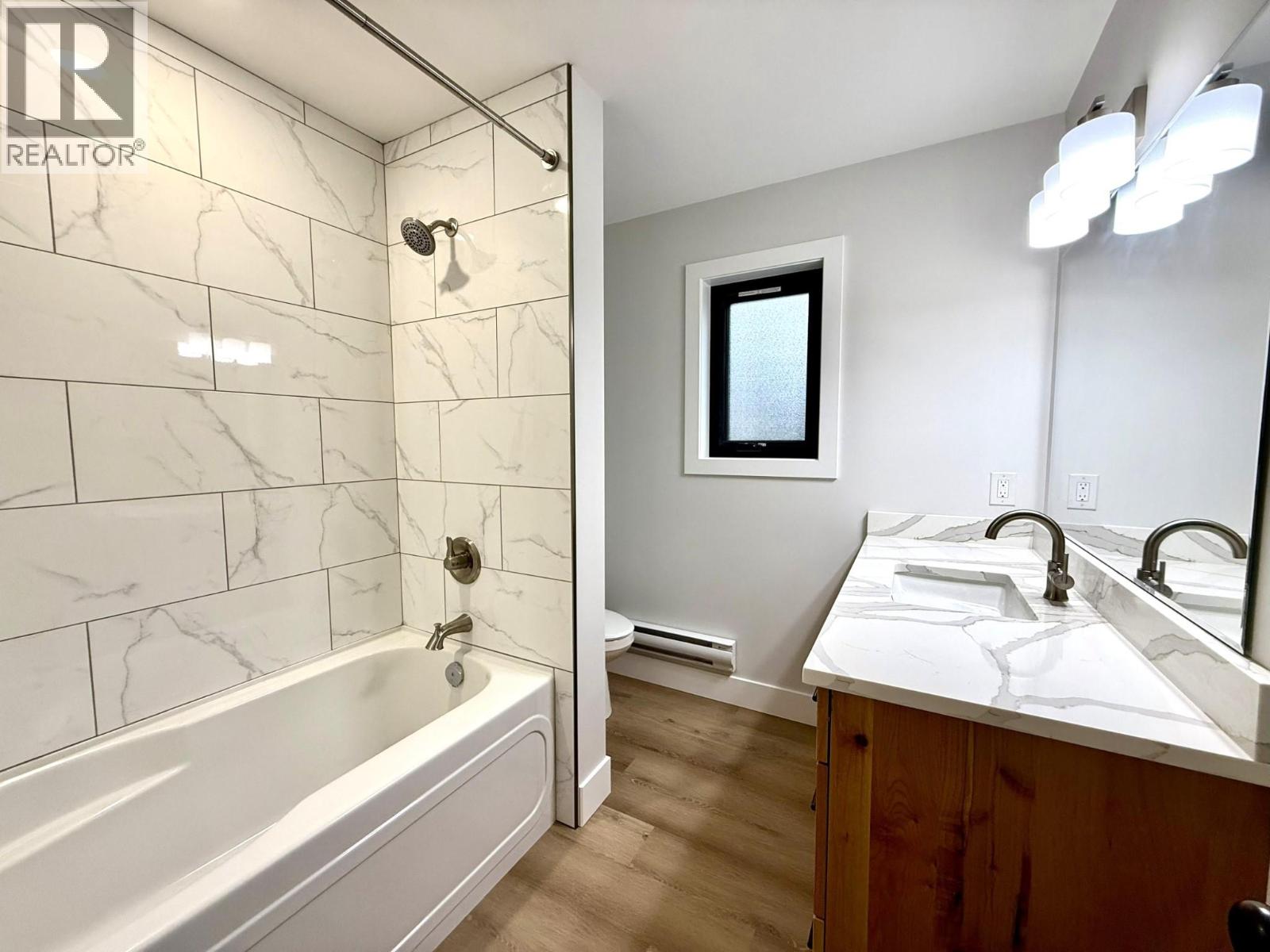 1938 Foxwood Trail Unit# 2, Windermere