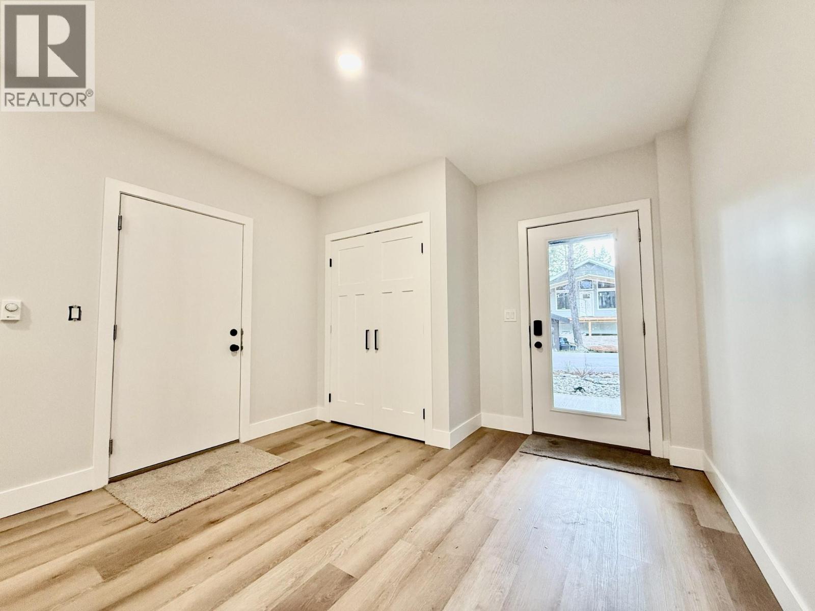 1938 Foxwood Trail Unit# 2, Windermere